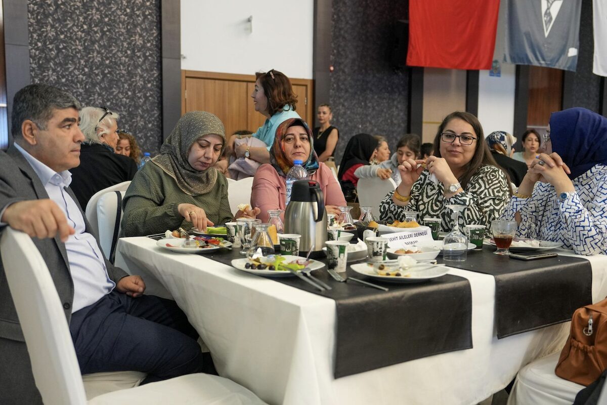 Korkut Ata Kongre ve Kültür Merkezi’nde gerçekleşen etkinliğe Etimesgut Belediye