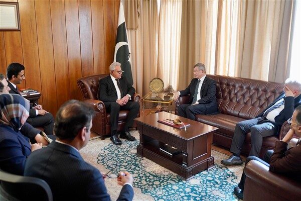 Pakistan'ın Ankara Büyükelçisi Dr. Yousaf Junaid, Gelecek Partisi heyetini ağırladı.