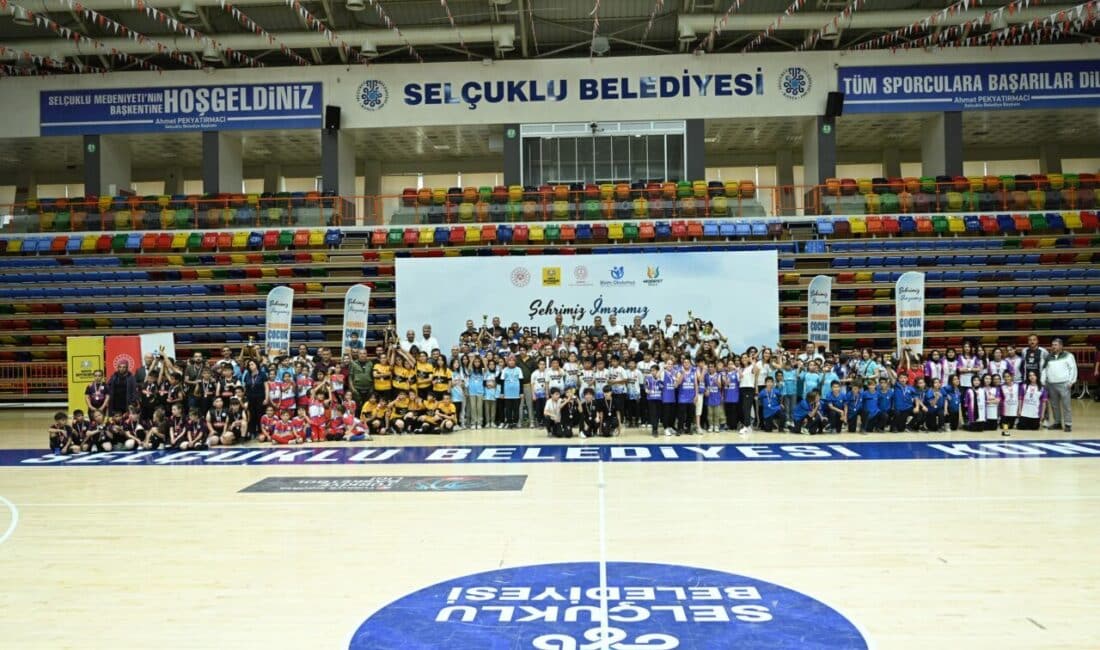 Konya Büyükşehir Belediyesi tarafından 31 ilçedeki ilkokul 3. ve 4.