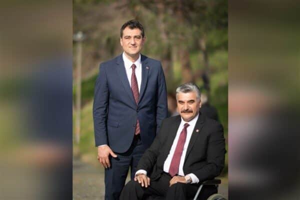 Giresun Belediye Başkanı Köse, belediye başkanlığı makamını başkan vekili olarak