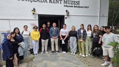 Gökçeada Meslek Yüksekokulu Turizm ve Otel İşletmeciliği Bölümü öğrencileri, Öğr.