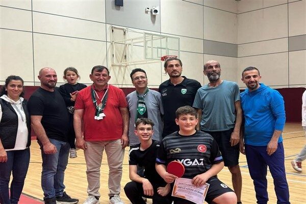 Gökçeada Spor Kulübü'nün bu yıl 5'incisini düzenlediği Voleybol Turnuvası ve