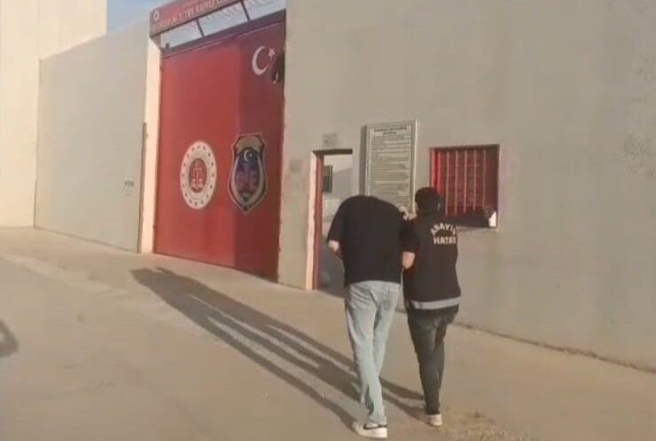 İskenderun'da H.Y., Dörtyol'da M.E.G. ve Mansurlu Mahallesi'nde M.S. isimli şahıslar