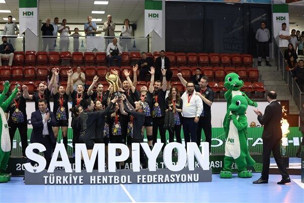 Bursa Büyükşehir Belediyespor, ilk kez Türkiye Kupası'nda final heyecanı yaşadı.