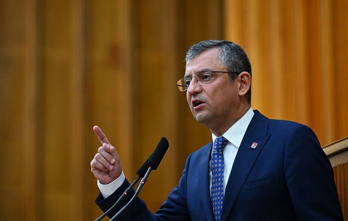 Son Dakika Haberi... CHP Genel Başkanı Özgür Özel'e TBMM Grup