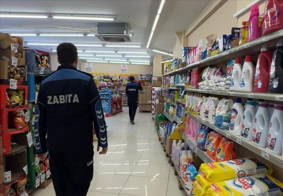 İnegöl Belediyesi Zabıta M. denetimleri aralıksız sürdürüyor. Hijyen, ürün kontrolleri
