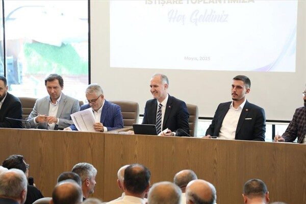 İnegöl Belediye Başkanı Alper Taban’ın ev sahipliğinde İnegöl Belediyesi Konferans