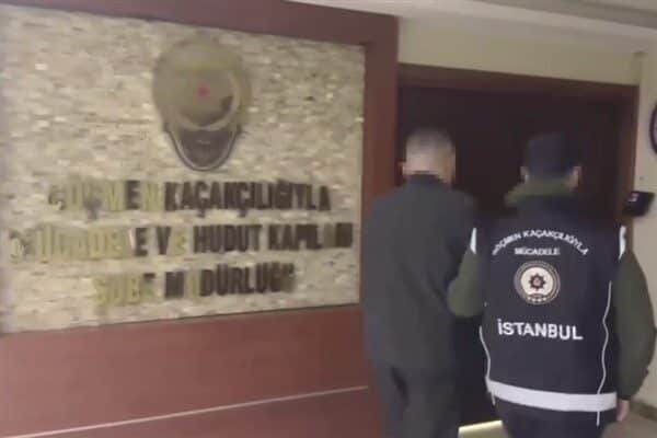 İçişleri Bakanı Yerlikaya, 6 İlde düzenlenen operasyonlarda 11 ülkede haklarında Interpol tarafından
