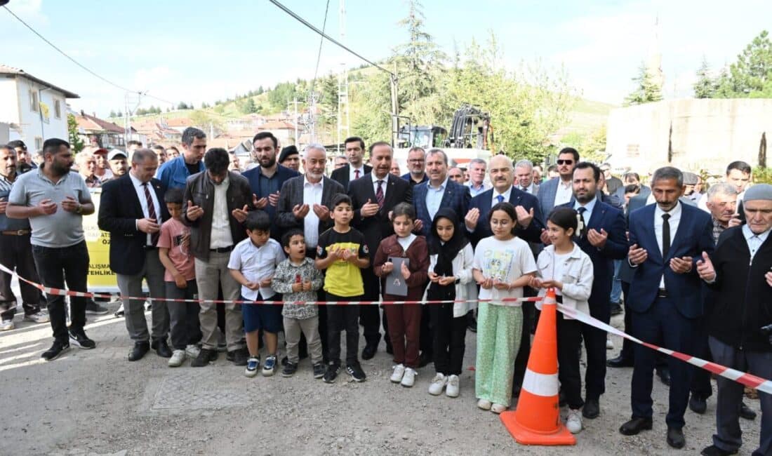 Gönen'e bağlı Senirce köyünde doğalgaz çalışmaları başladı. Vali Abdullah Erin