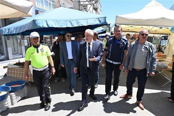Belediye Başkanı Şükrü Başdeğirmen, İl Emniyet Müdür Yardımcısı Durmuşali Özkan