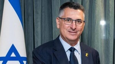 İsrail Dışişleri Bakanı Yair Lapid, Avustralya'ya tebriklerini ileterek, demokratik sürece