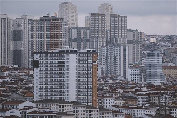 İstanbul'da kentsel dönüşüm uygulamaları için yapım yardımları arttı. Yeni karara