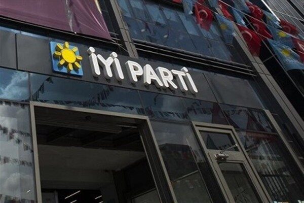 İYİ Parti Bursa İl Başkanlığının yayınladığı bildiride; Bursa’nın toplu ulaşım