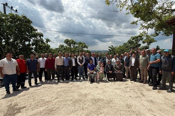 Belediye yetkilileri, Çağırgan Mahallesi’nde muhtarlarla bir araya geldi. Toplantıda, muhtarlar