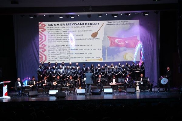 İzmit Belediyesi Türk Halk Müziği Gençlik Korosu, Kocaeli Kongre Merkezi'nde