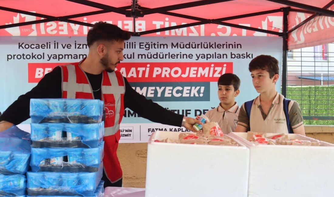 İzmit Belediye Başkanı Fatma Kaplan Hürriyet'in önderliğinde, çocuklara ücretsiz ve