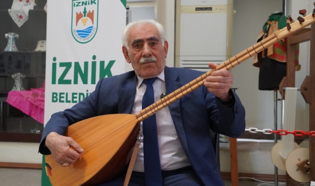 Unutulmaya yüz tutmuş el sanatlarının ustaları ile meslek ve sanatlarında