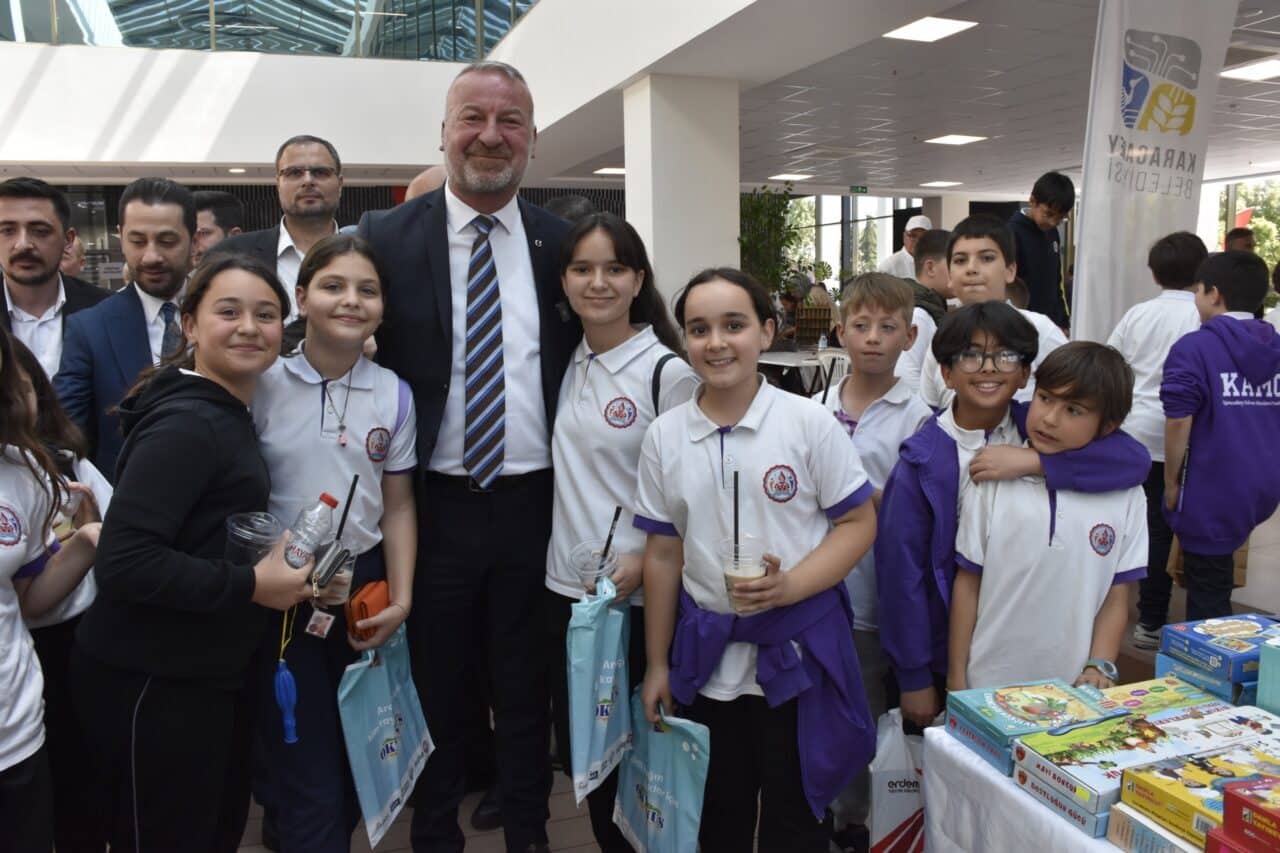 Karacabey Belediyesi, ilçedeki kültürel ve sosyal yaşamı zenginleştirmek amacıyla 1.