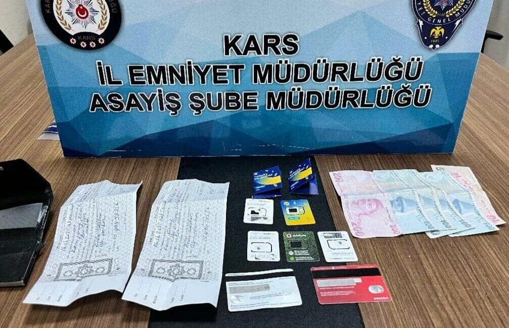 Kars Valiliği'nden yapılan açıklamaya göre, şüphelilerin farklı illerden Kars’a müşteri