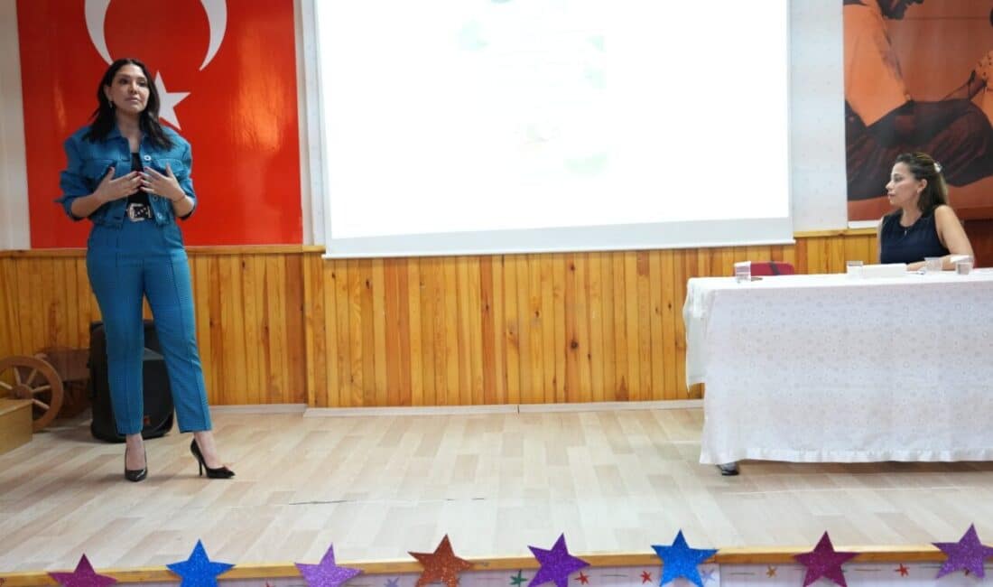 Kartal Belediyesi, ‘Nefes Farkındalık Semineri’ düzenledi. Atalar Mahallesi’nde bulunan Kartal