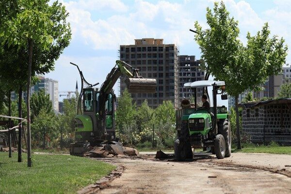 Kayapınar Belediyesi, Rojava, Medya, Meryemhan Park 75, Halil İbrahim Oruç,