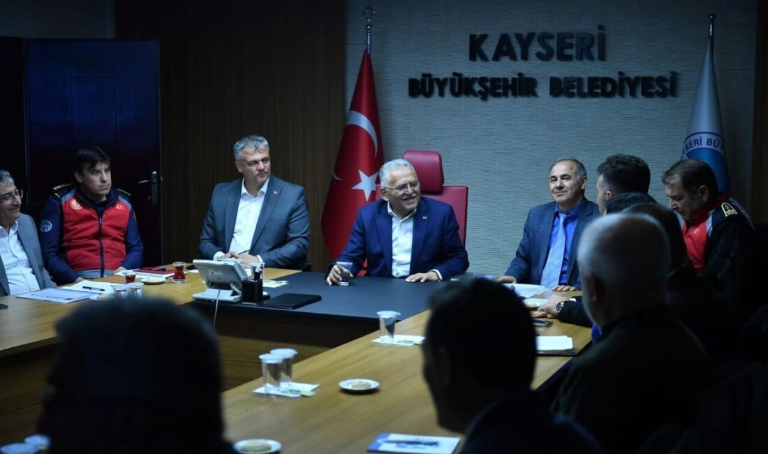 Kayseri Büyükşehir Belediye Başkanı Dr. Memduh Büyükkılıç'a akıllı şehircilik projesi