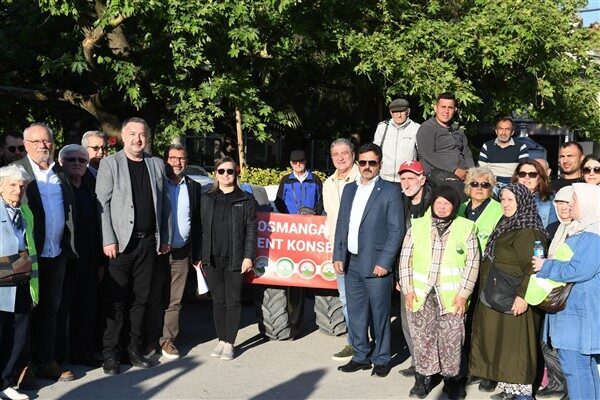 Aksungur Mahallesi’nde düzenlenen ortak basın açıklamasına Osmangazi, Nilüfer ve Mudanya