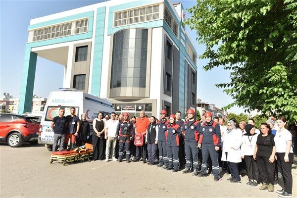 Antalya Körfezi açıklarında, 5.1 büyüklüğünde ve 7 kilometre derinlikte meydana