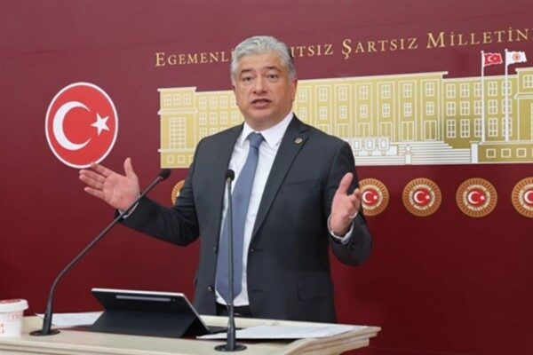 DEVA Partisi Adana Milletvekili Sadullah Kısacık, kamu atamalarında 35 yaş