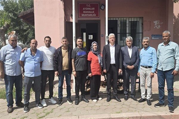 Aydınlar Mahallesi Muhtarı Kazım Kırık, diğer mahalle muhtarları ve DEVA