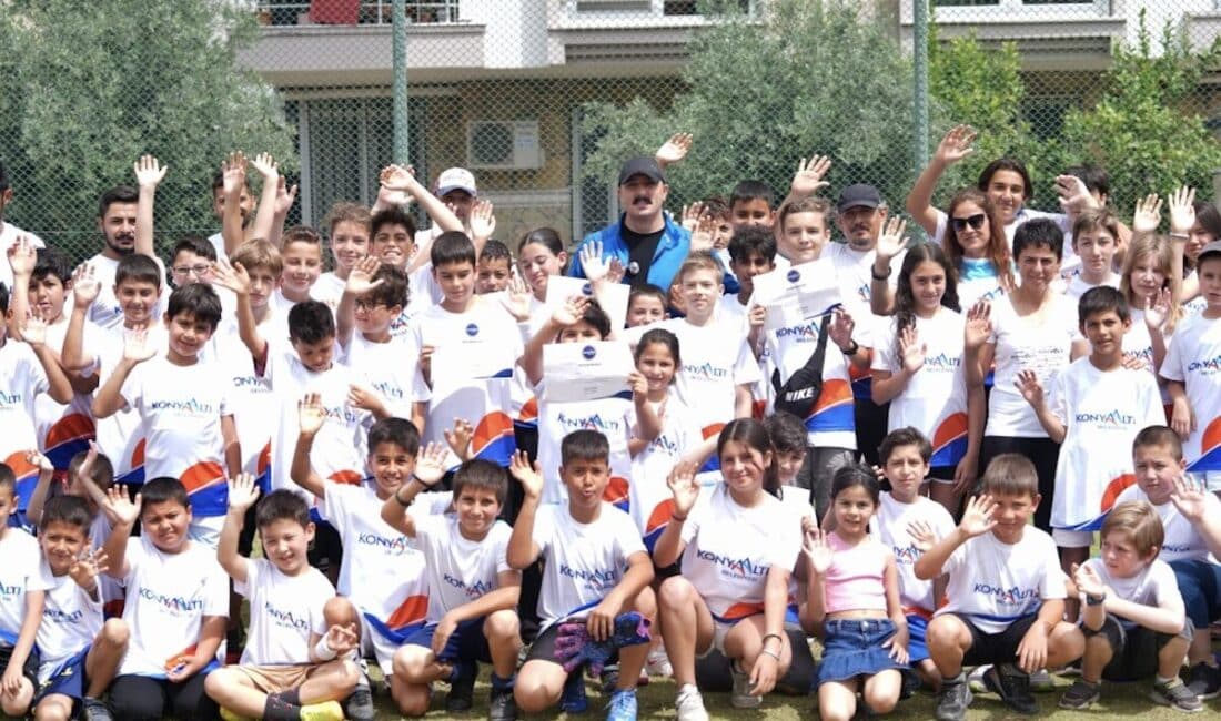 Toros Spor Tesisleri’nde düzenlenen törende çocuklar için çeşitli etkinlikler de