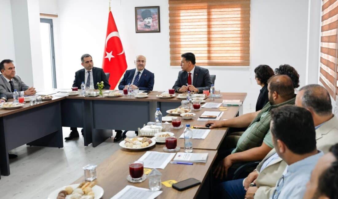 Vali Köşger önderliğinde Kozan Organize Sanayi Bölgesinde gerçekleşen toplantıda, yapılan