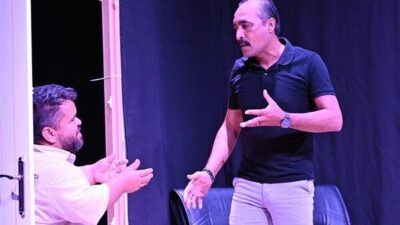 Kumluca Belediye Tiyatrosu tarafından hazırlanan Borazan TV adlı, tek perdelik