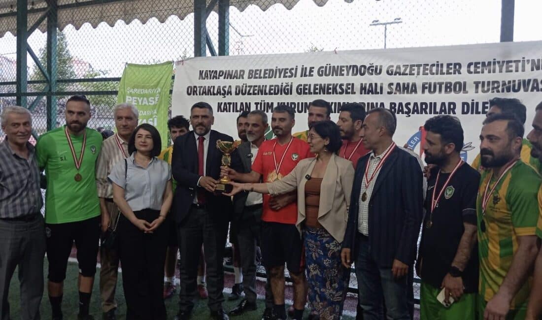 32 kurumun katıldığı turnuvanın finalinde Amedspor ile İl Sağlık Müdürlüğü