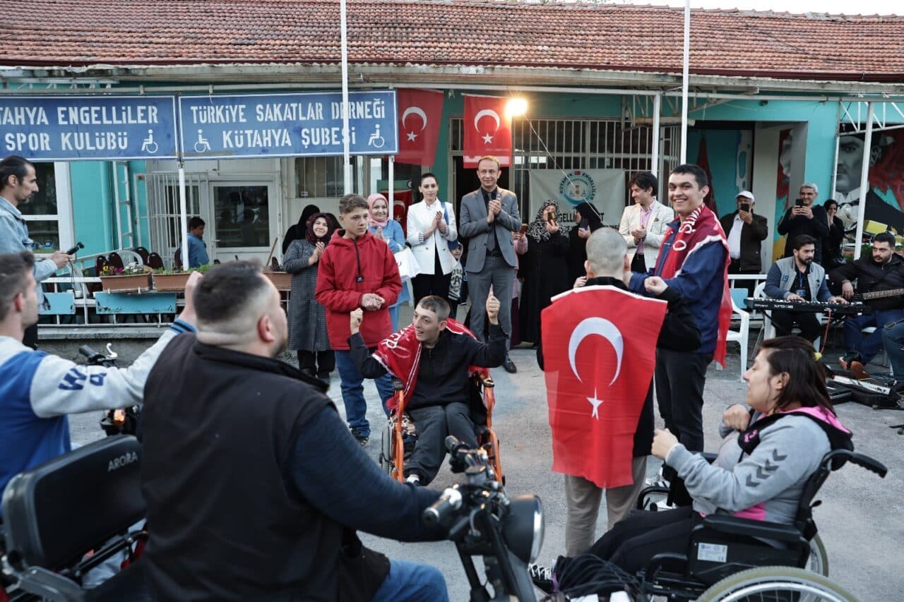 Kütahya Belediyesi, Türkiye Sakatlar Derneği Kütahya Şubesi iş birliğiyle özel