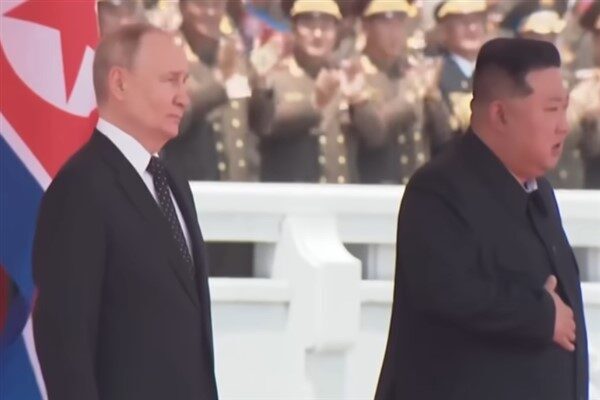 Kuzey Kore'nin Amerika ve Rusya'ya karşı uyarıları gerginliği artırıyor. Kim