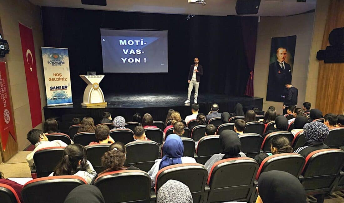 Malatya Büyükşehir Belediyesi'nin düzenlediği "Kaygı Yönetimi ve Motivasyon" seminerine 8.