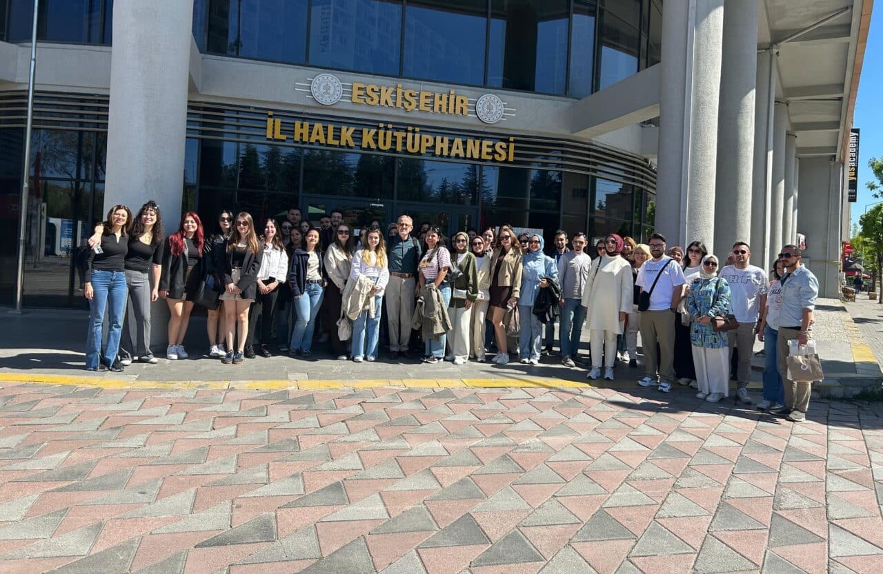Mamak Belediyesi, Hacettepe Üniversitesi iş birliğiyle Eskişehir İl Halk Kütüphanesi'ni