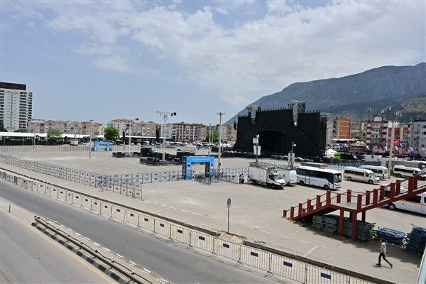 Manisa’yı kültürel ve sanatsal yönleriyle tanıtmayı hedefleyen Festival kapsamındaki etkinliklere, 
