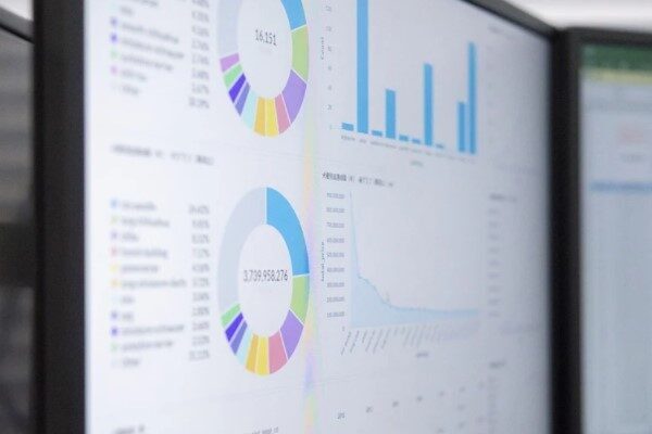 Marbaş Menkul Değerler'in raporunda, ekonomik verilerde karışıklık ve müzakerelerde belirsizlik