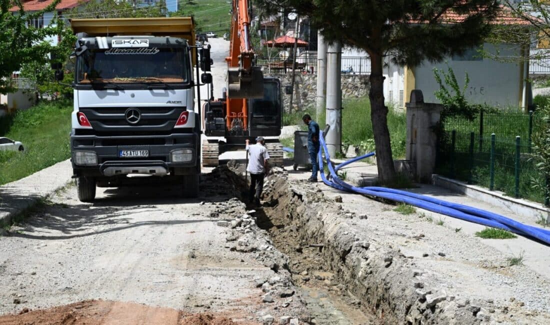 Demirci İlçesi’nde açılan 5 sondaj kuyusunun içme suyu depolarına bağlantısını