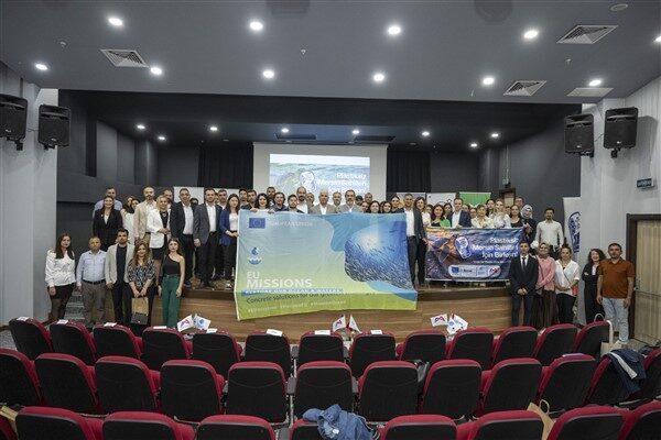Mersin Büyükşehir Belediyesi'nin AB tarafından finanse edilen 'Plastiksiz Mersin Sahilleri
