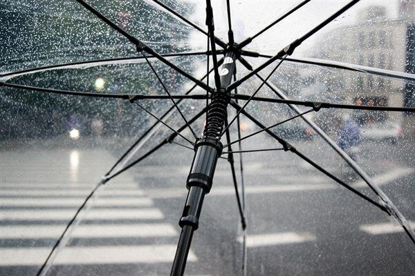 Meteoroloji'den yapılan açıklamaya göre hava sıcaklığı İç ve Batı kesimlerde