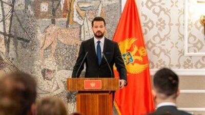 Karadağ Cumhurbaşkanı Jakov Milatoviç, Almanya Federal Cumhuriyeti Şansölyesi Friedrich Merz'i
