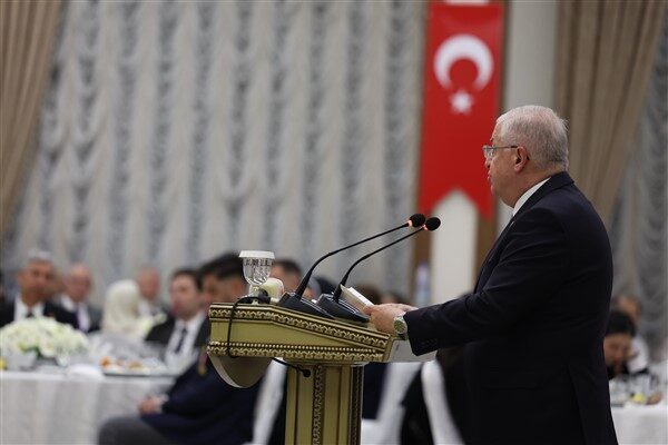 Milli Savunma Bakanı Yaşar Güler ve beraberindeki TSK Komuta Kademesi,