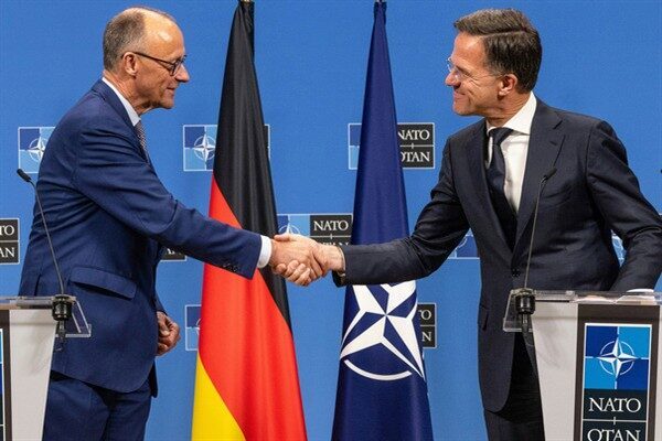 NATO Genel Sekreteri Rutte, Almanya Başbakanı Merz'i NATO Genel Merkezi'nde