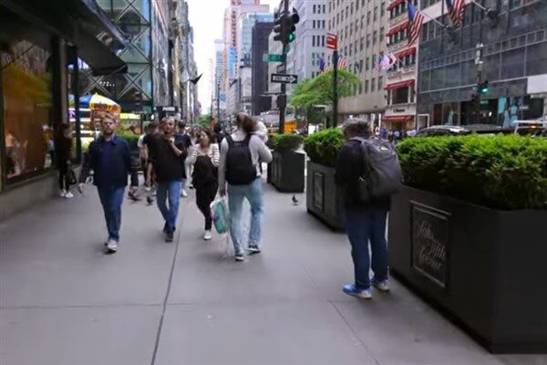 New York Valisi Hochul, eyaletteki enflasyon iadesi çeklerini duyurdu. Gelir