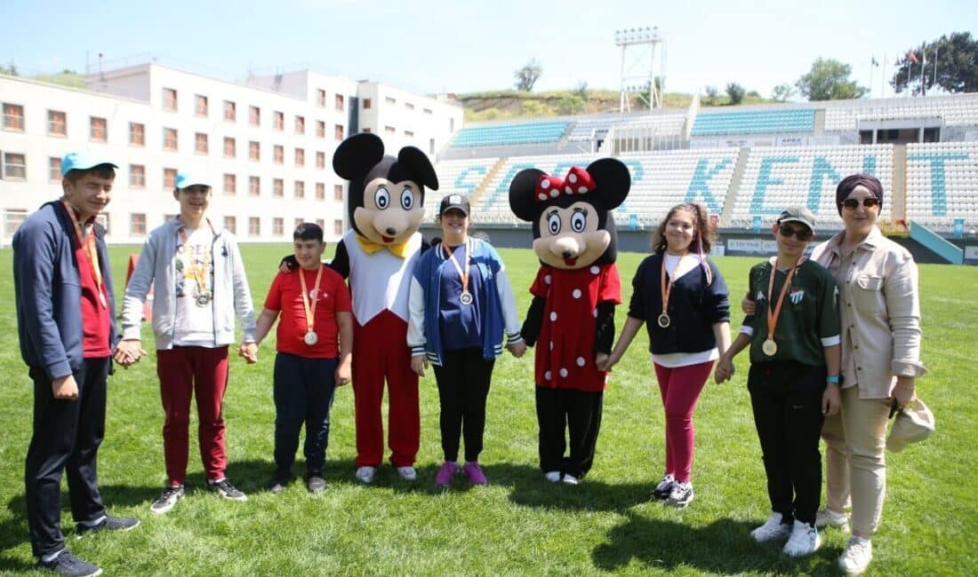 Nilüfer Belediyesi tarafından özel gereksinimli çocuklar için spor etkinlikleri gerçekleştirdi.