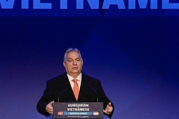 Macaristan Başbakanı Viktor Orban, Brüksel'in Ukrayna'nın AB üyeliğini hızlandırmak istediğini