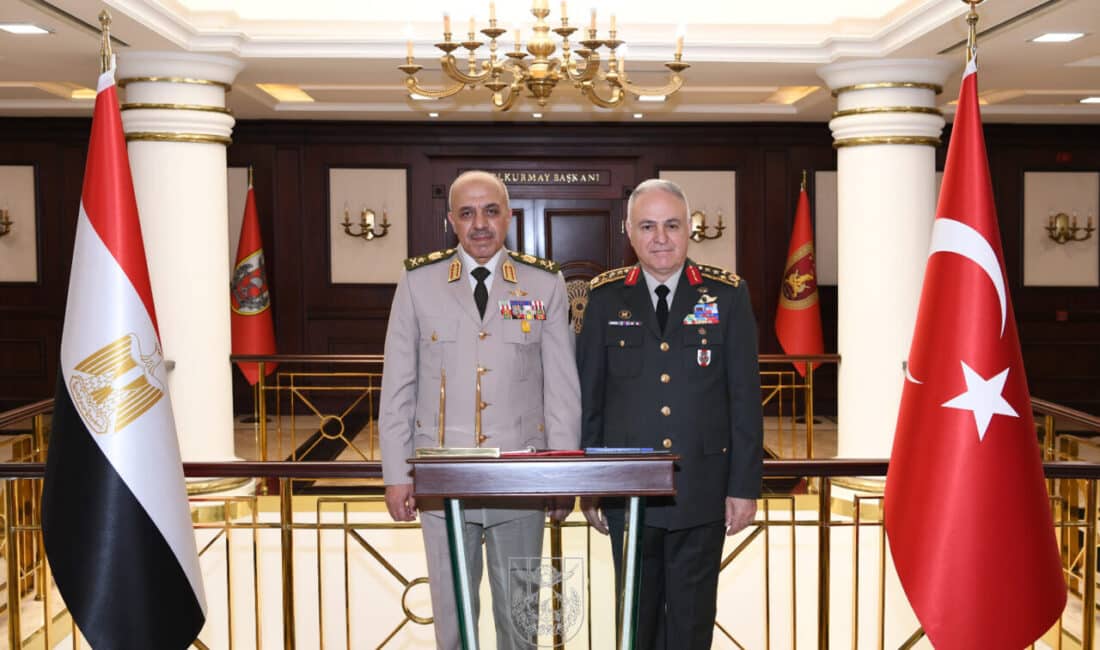 Genelkurmay Başkanı Metin Gürak, Mısır Genelkurmay Başkanı Ahmed Fathi Khalifa